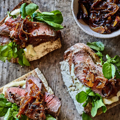 open-steak-sandwiches-with-dark-fried-onions-and-barnaise-mayonnaise